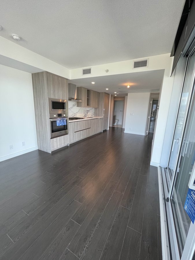 4890 Lougheed Highway - Photo 3