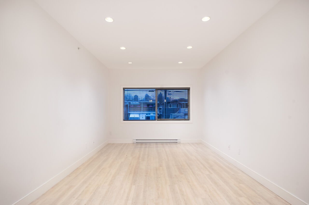 4548 Hastings Street - Photo 5