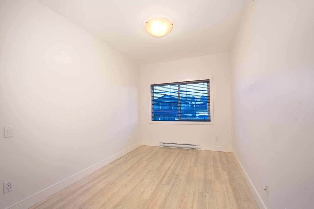 4548 Hastings Street - Photo 8