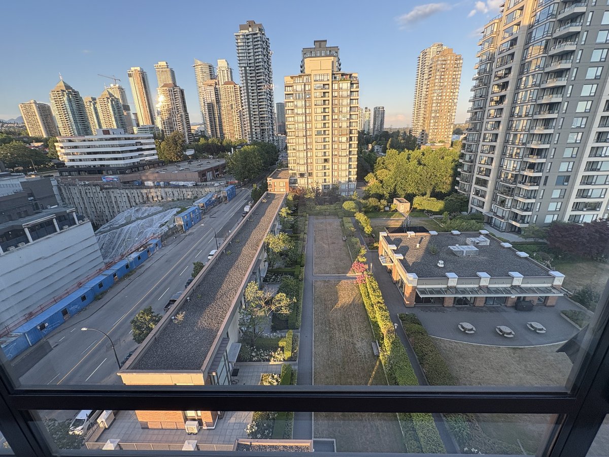 4118 Dawson Street - Photo 24