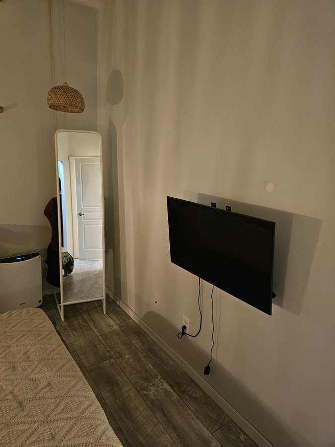 9319 University Crescent - Photo 3