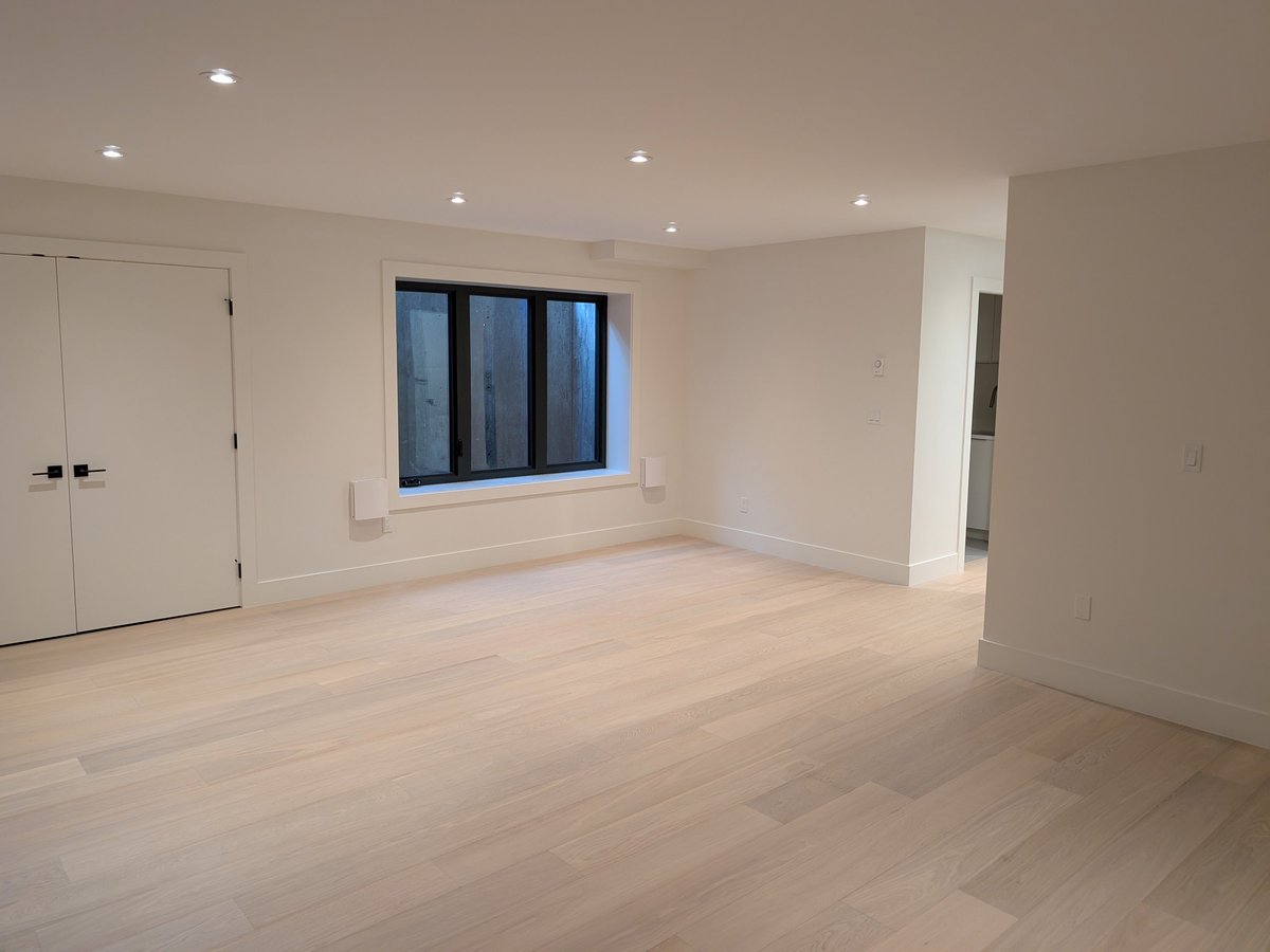 1518 Hatton Avenue - Photo 4