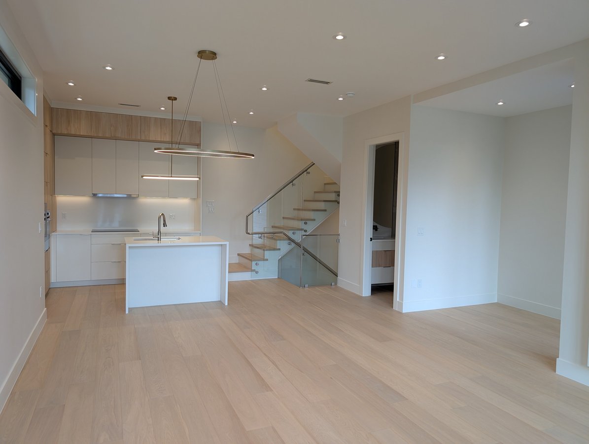 1518 Hatton Avenue - Photo 2