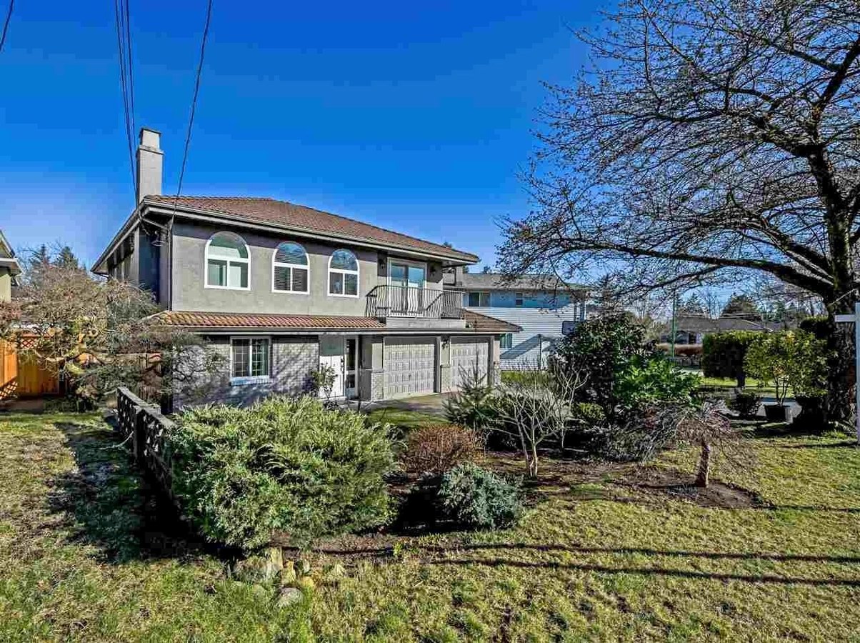7372 Waverley Avenue - Photo 1