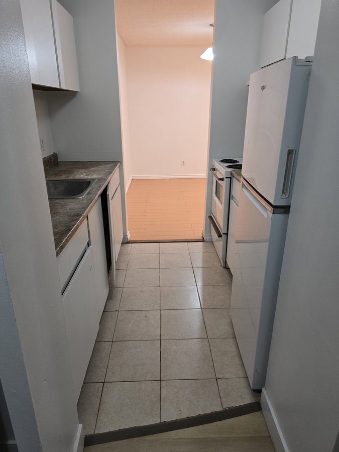 6187 Kingsway - Photo 2