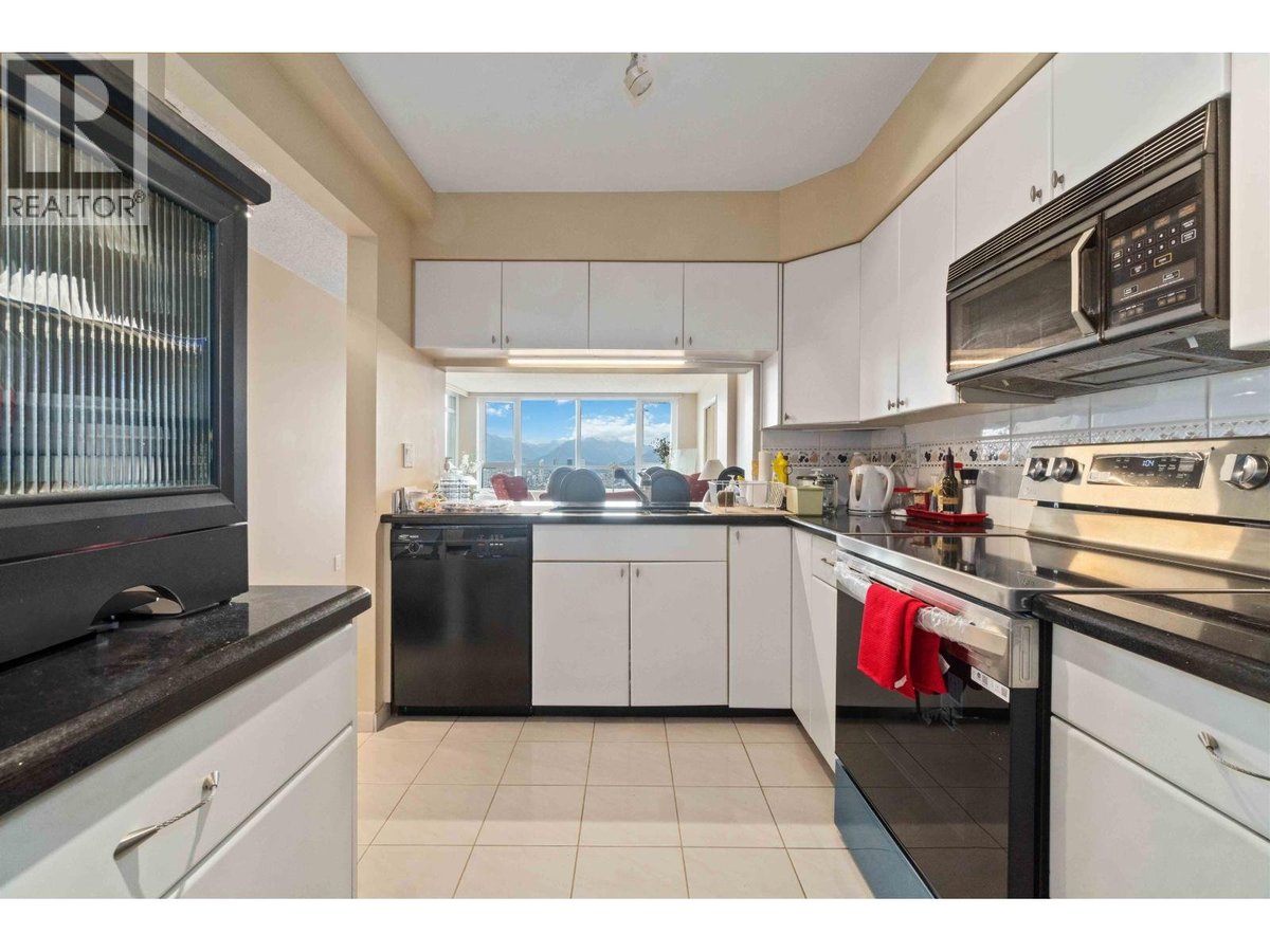 19xx 6055 NELSON AVENUE - Photo 3
