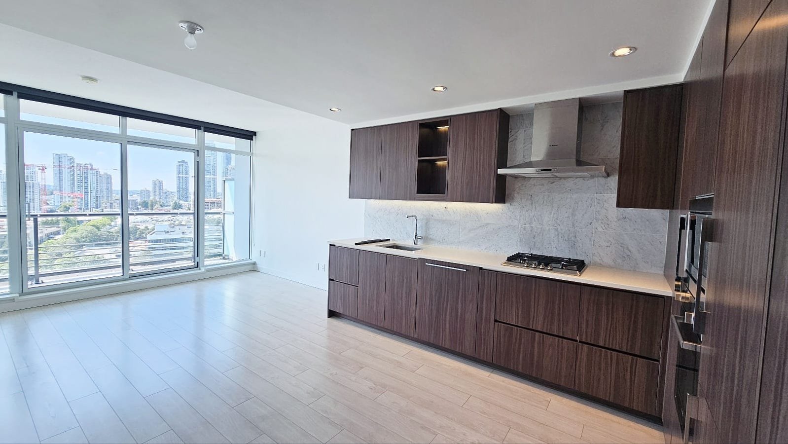 4730 Lougheed Highway - Photo 4