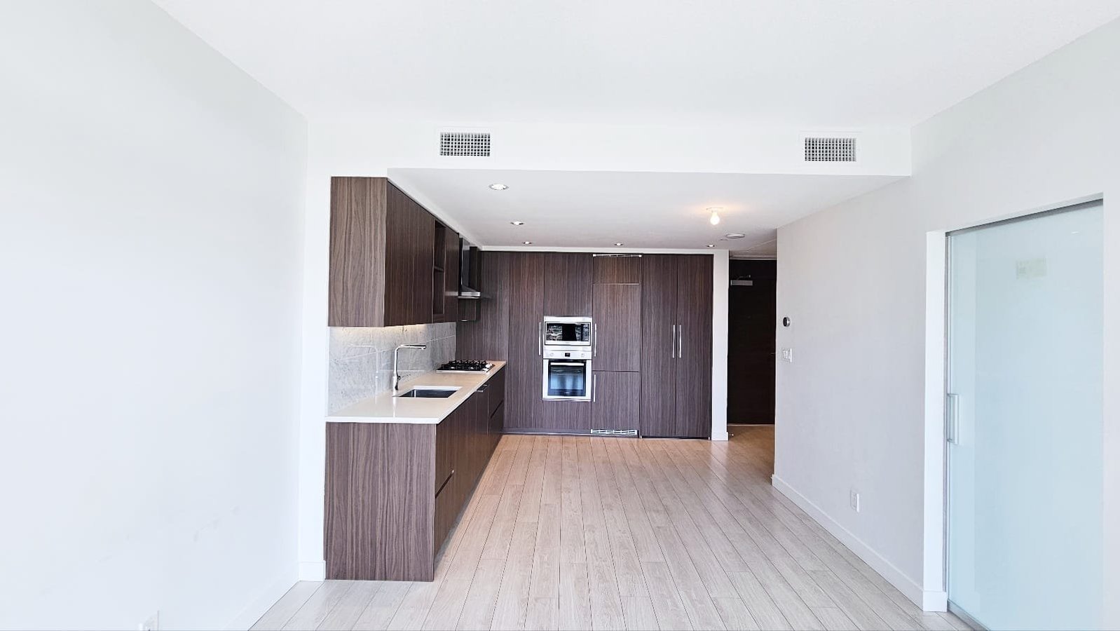 4730 Lougheed Highway - Photo 6