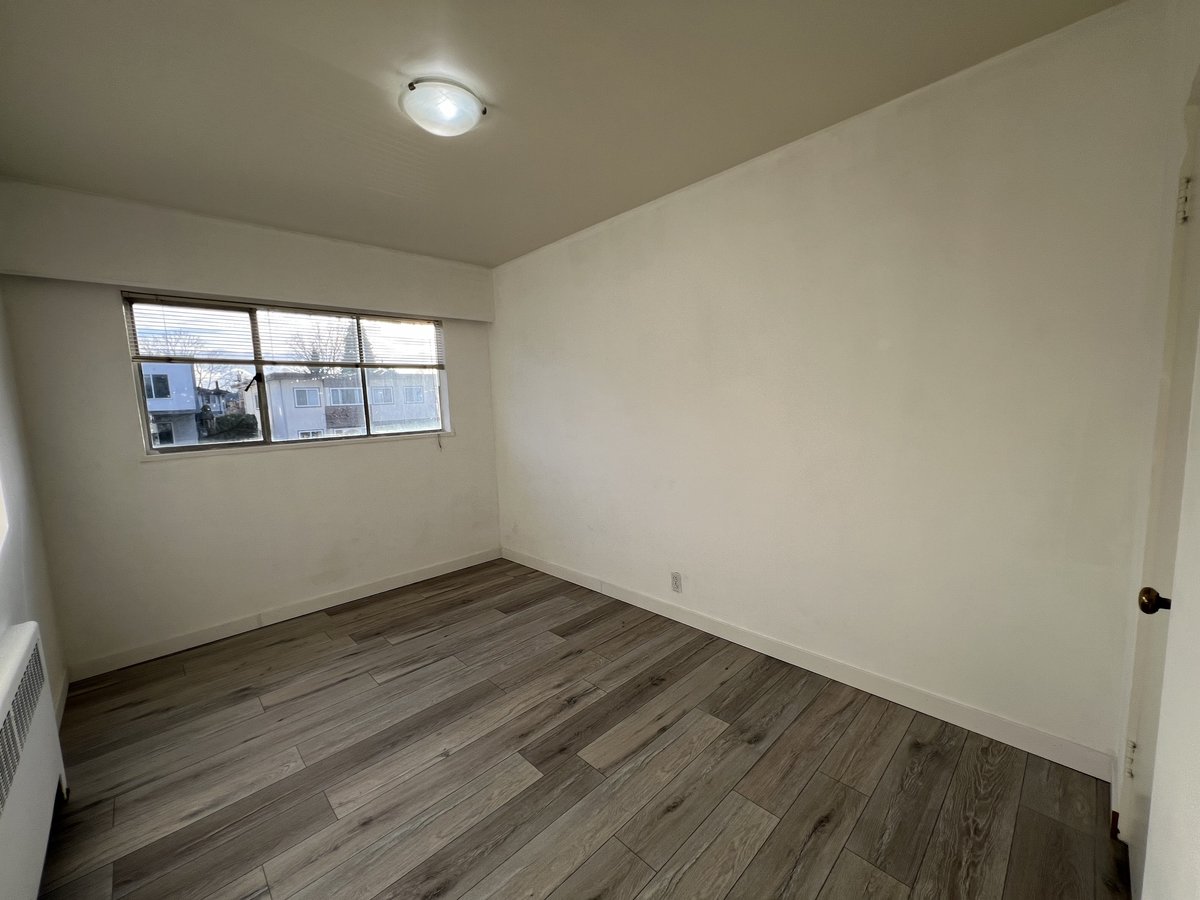 3865 Sunset Street - Photo 9