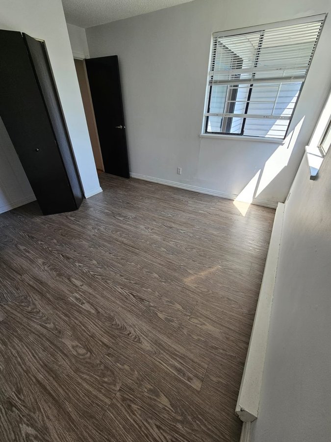 6187 Kingsway - Photo 2