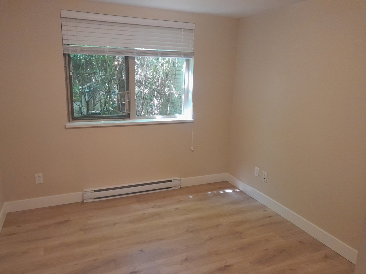 9339 University Crescent - Photo 9