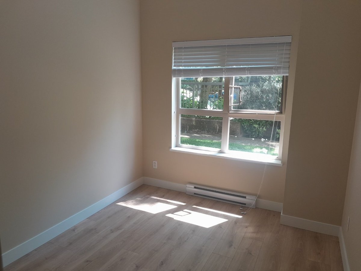 9339 University Crescent - Photo 6