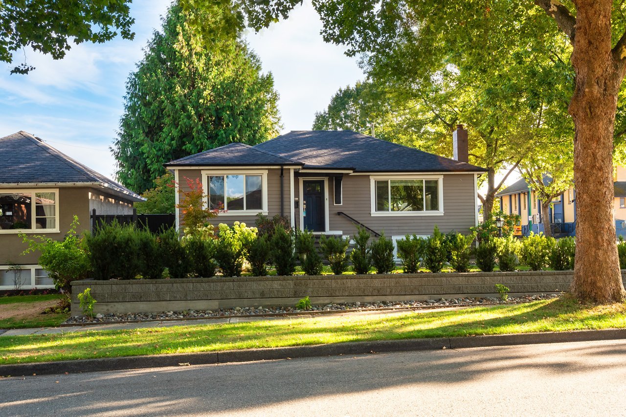 Burnaby 3 Bedroom Apartments Condos and Houses for Rent