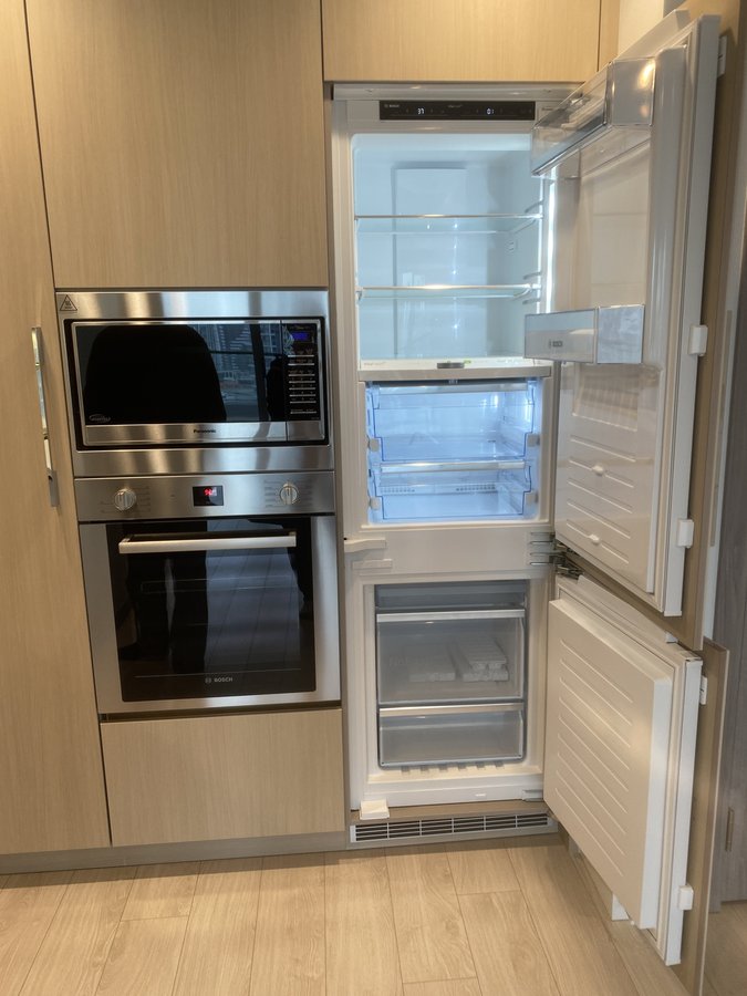 4880 Lougheed Highway - Photo 13