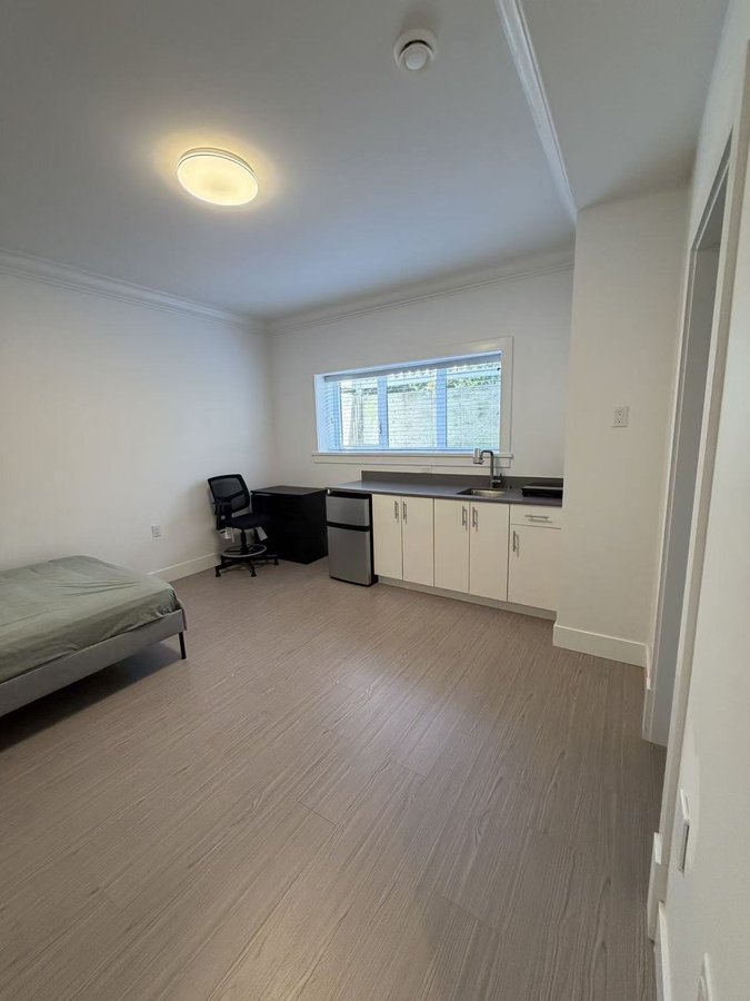 7293 Stride Avenue - Photo 6