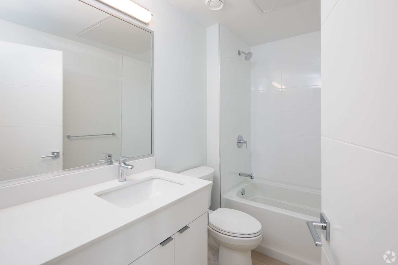 7907 Edmonds Street - Photo 5