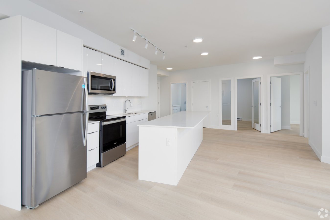 7907 Edmonds Street - Photo 6