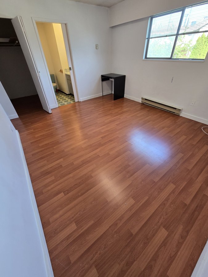 4492 Hurst Street - Photo 7