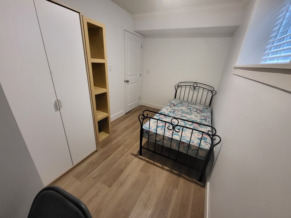 5700 Grant Street - Photo 2