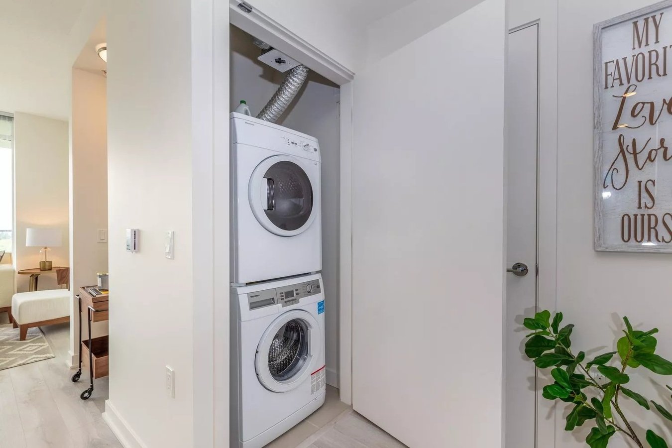 8850 University Crescent - Photo 12