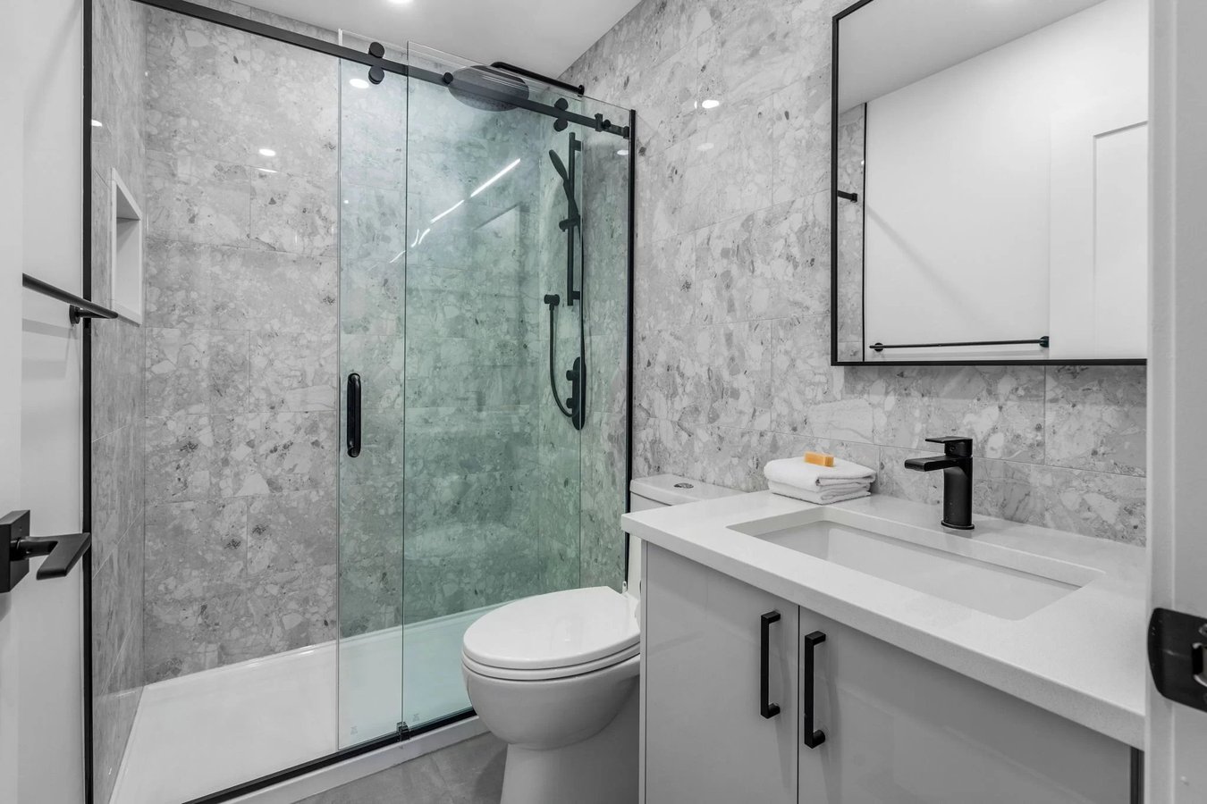 71 Parent Avenue - Photo 4