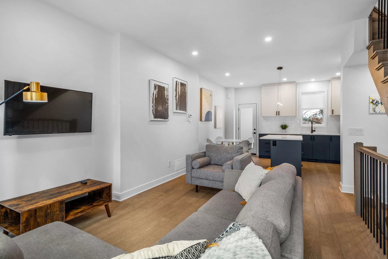 71 Parent Avenue - Photo 19