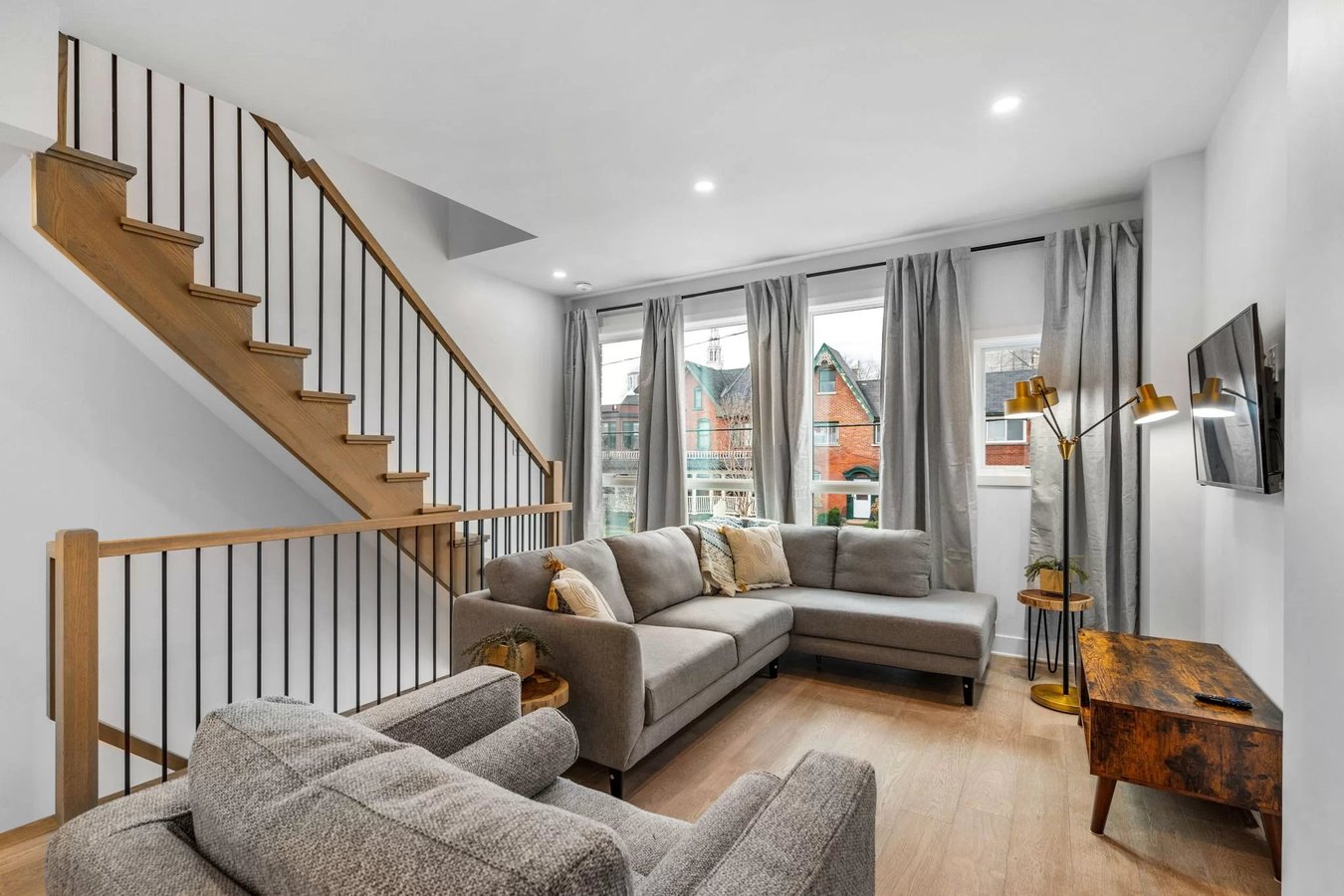 71 Parent Avenue - Photo 21