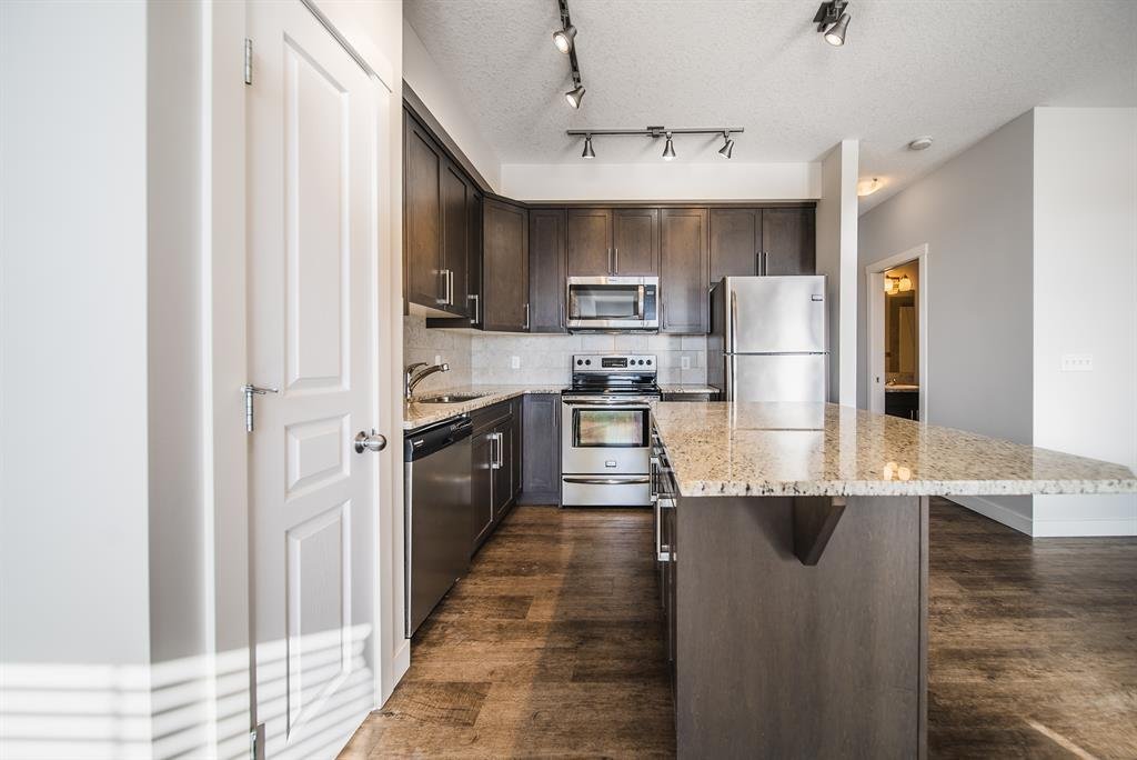193 Cranford Walk Southeast - Photo 3