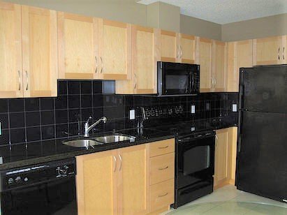 1053 10 Street Southwest - Photo 5