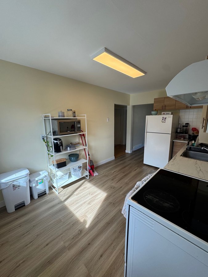 847 Northmount Drive Northwest - Photo 8