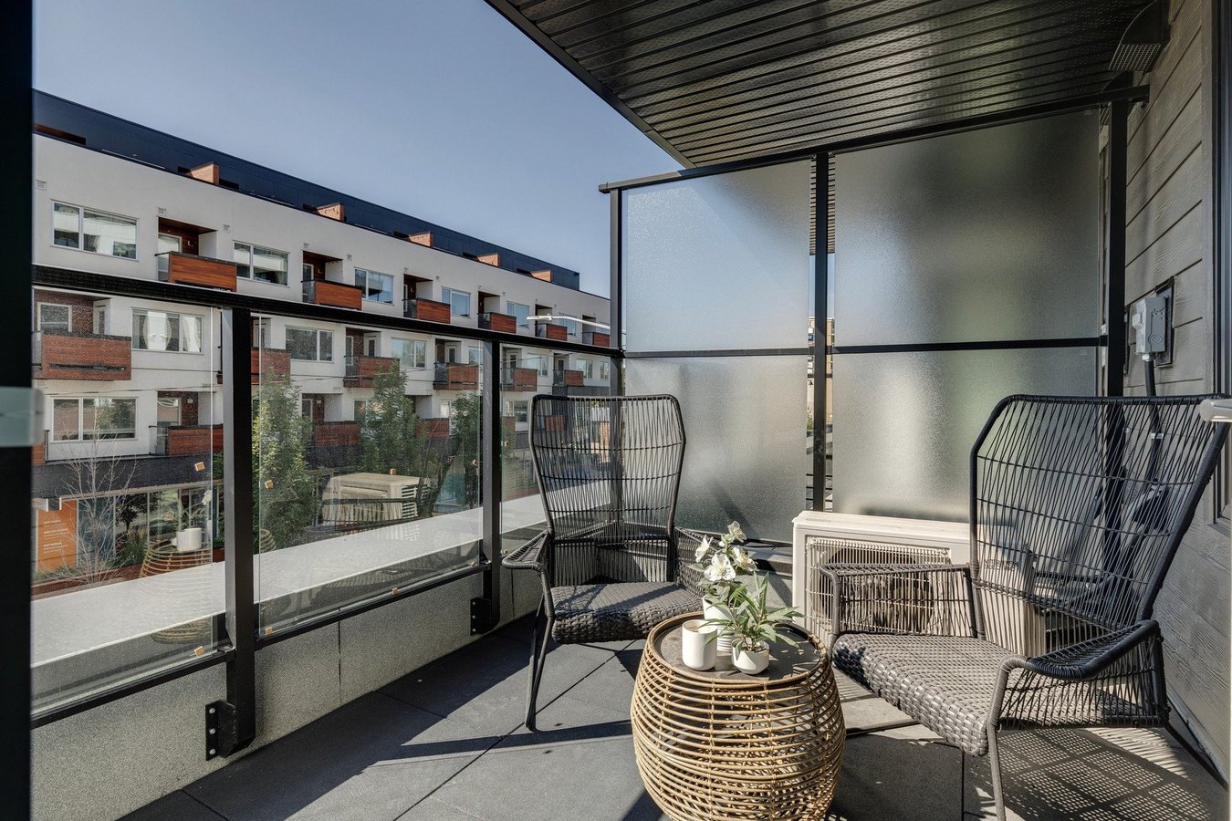 Madison Apartments - Photo 3