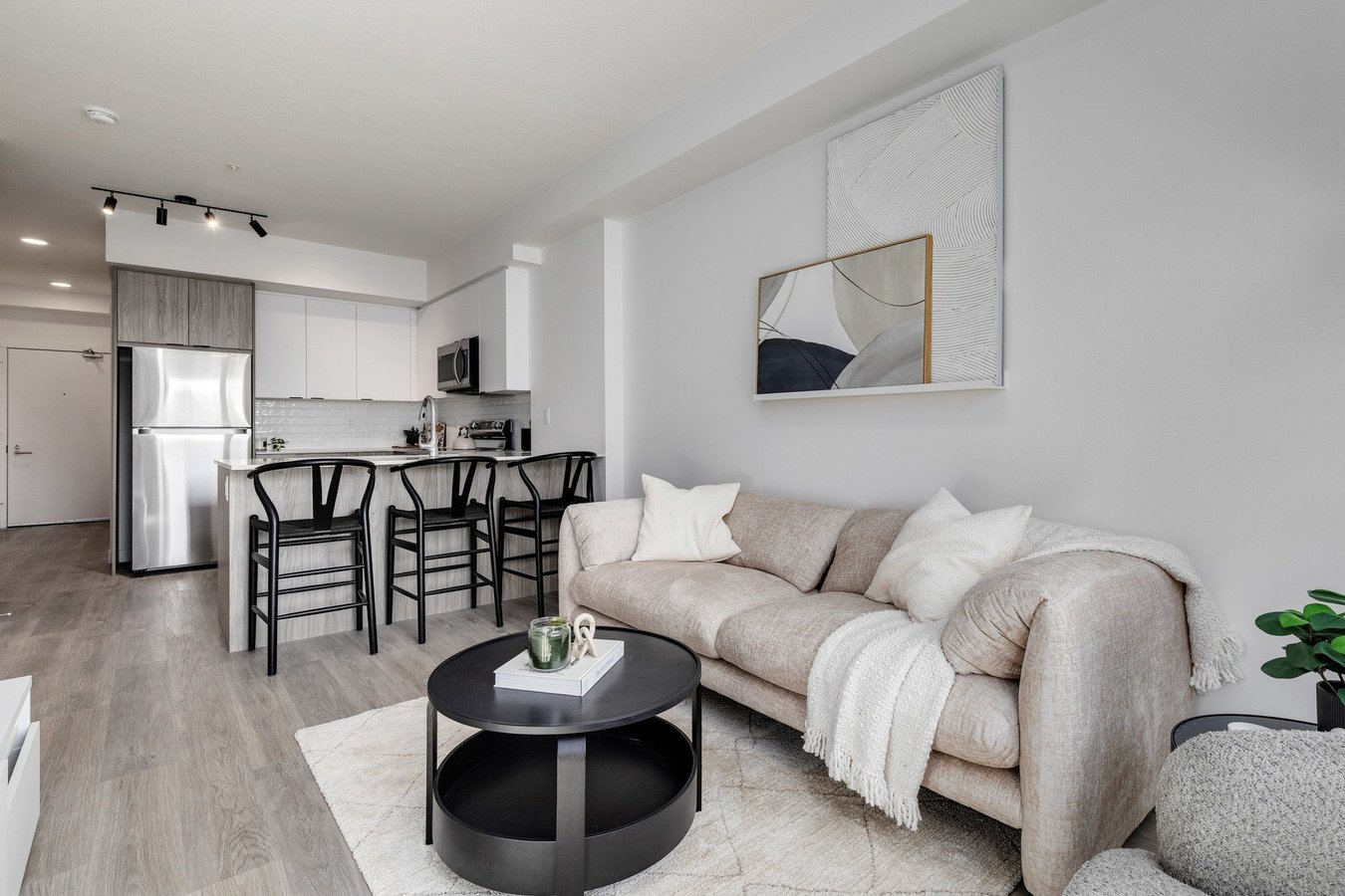 Madison Apartments - Photo 10