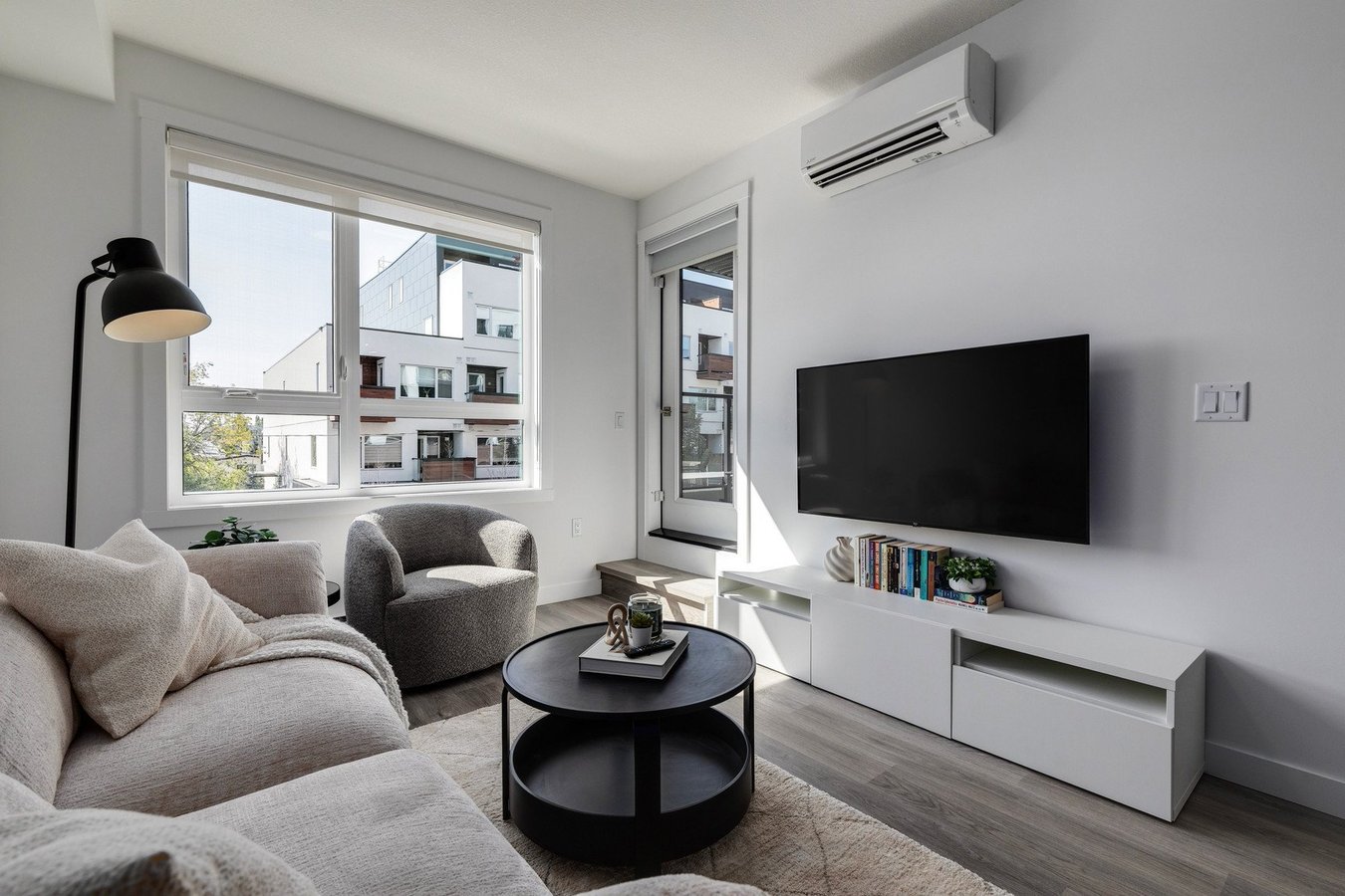 Madison Apartments - Photo 12