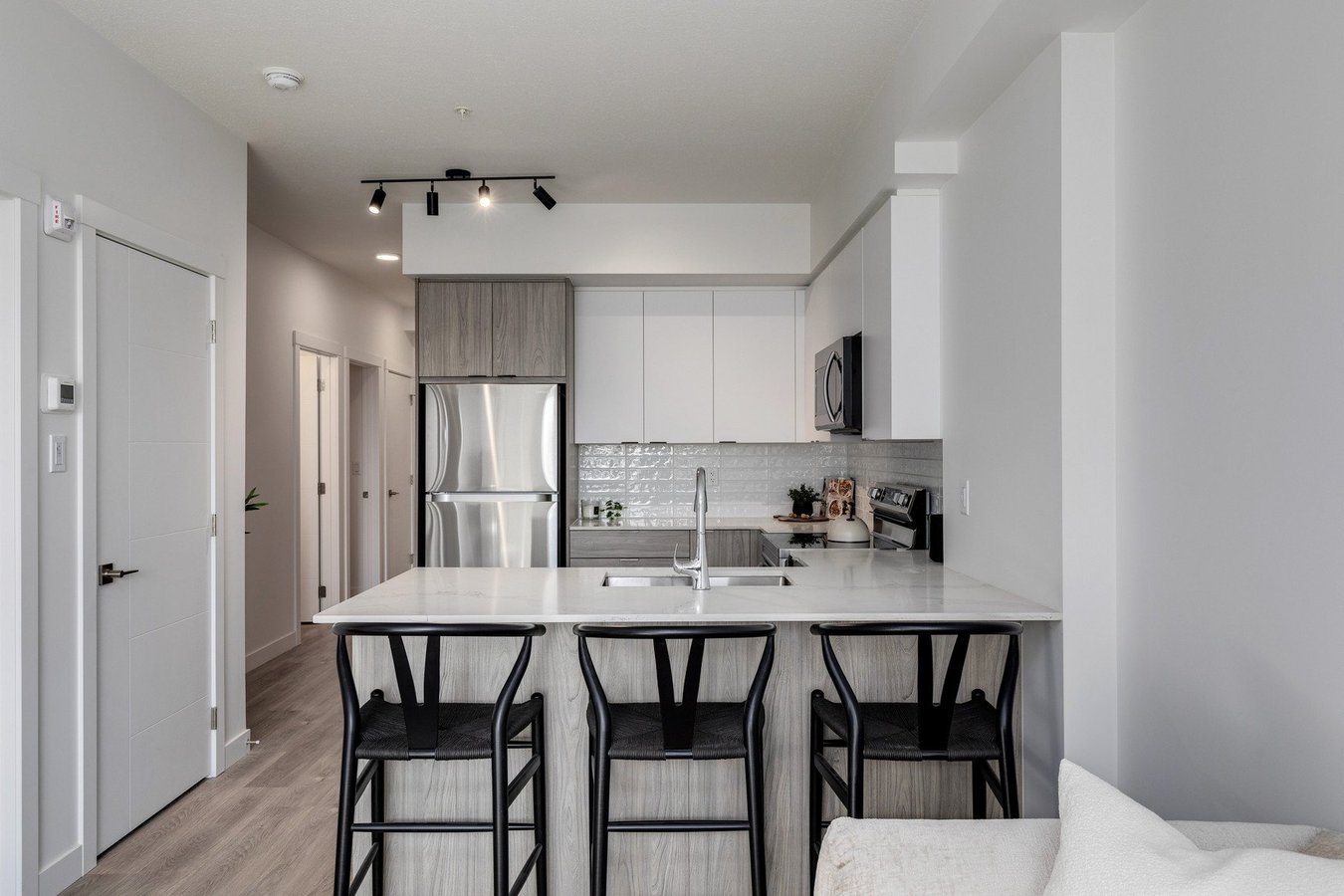 Madison Apartments - Photo 14