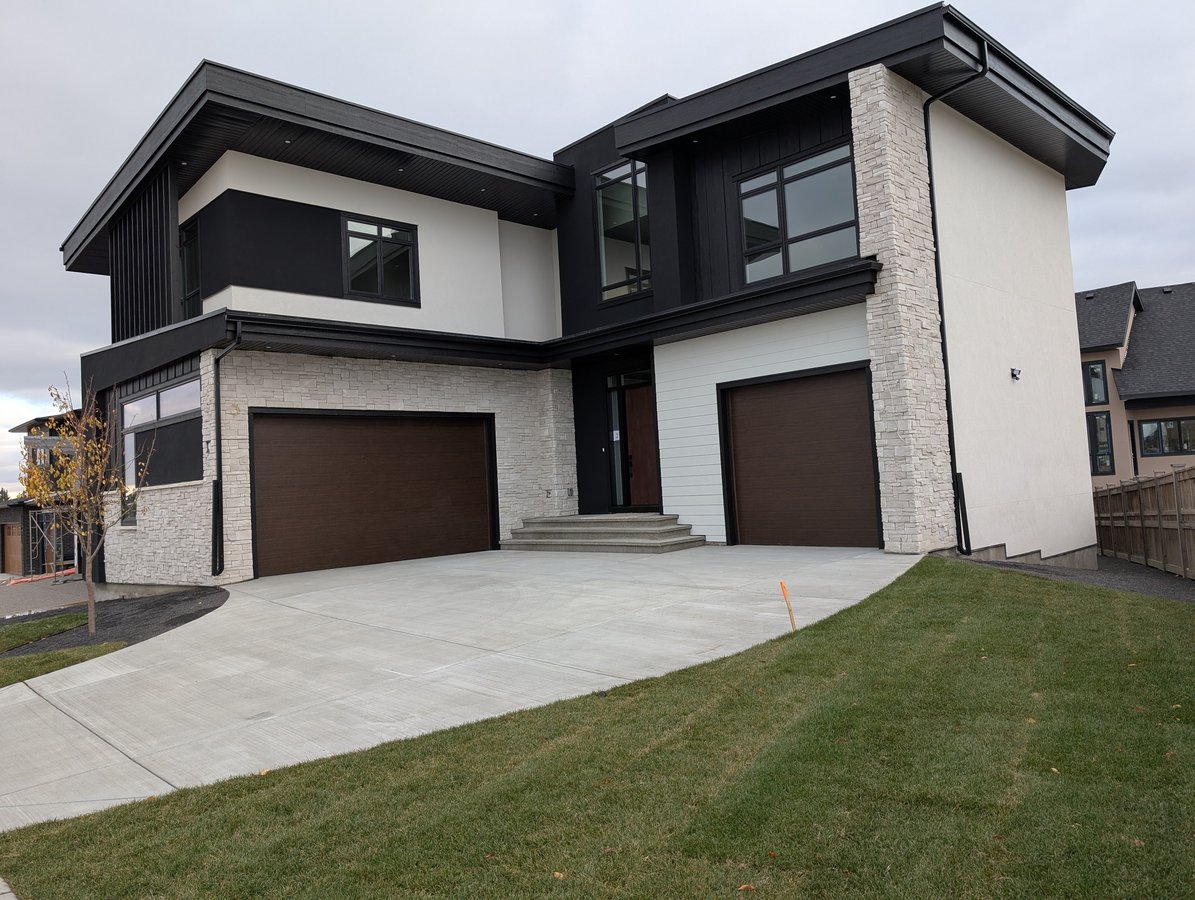 Greenwich Drive Northwest - Photo 9