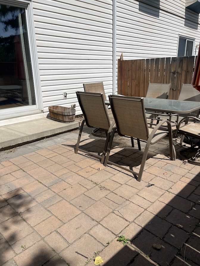 40 Avenue SW - Photo 2