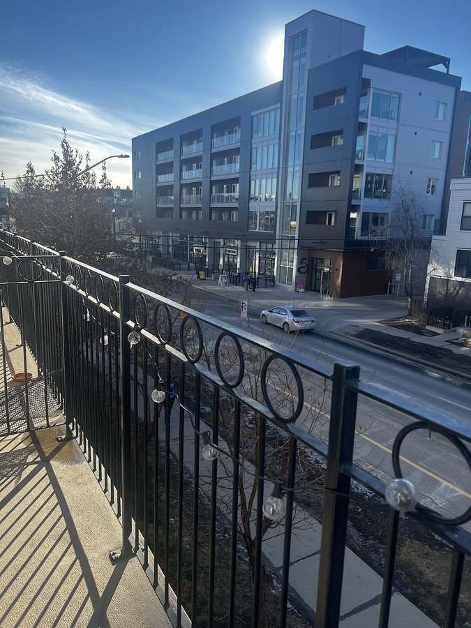 527 15 Avenue Southwest - Photo 5