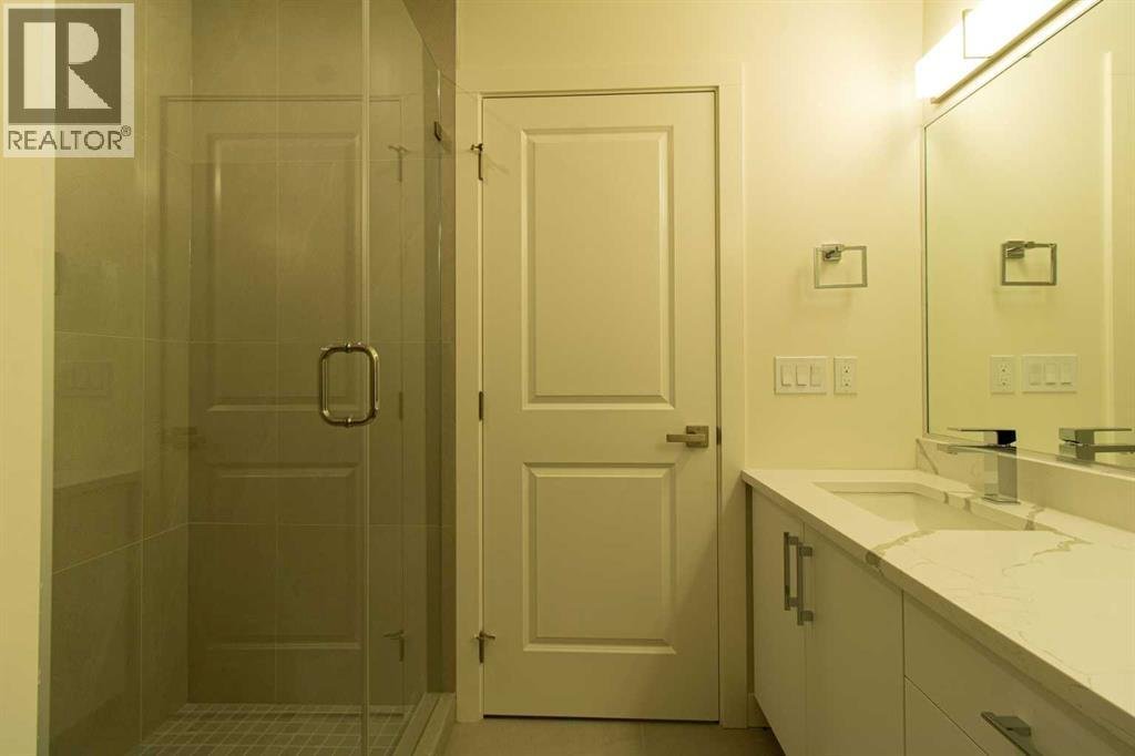 Upper, 1512 21 Avenue NW - Photo 16