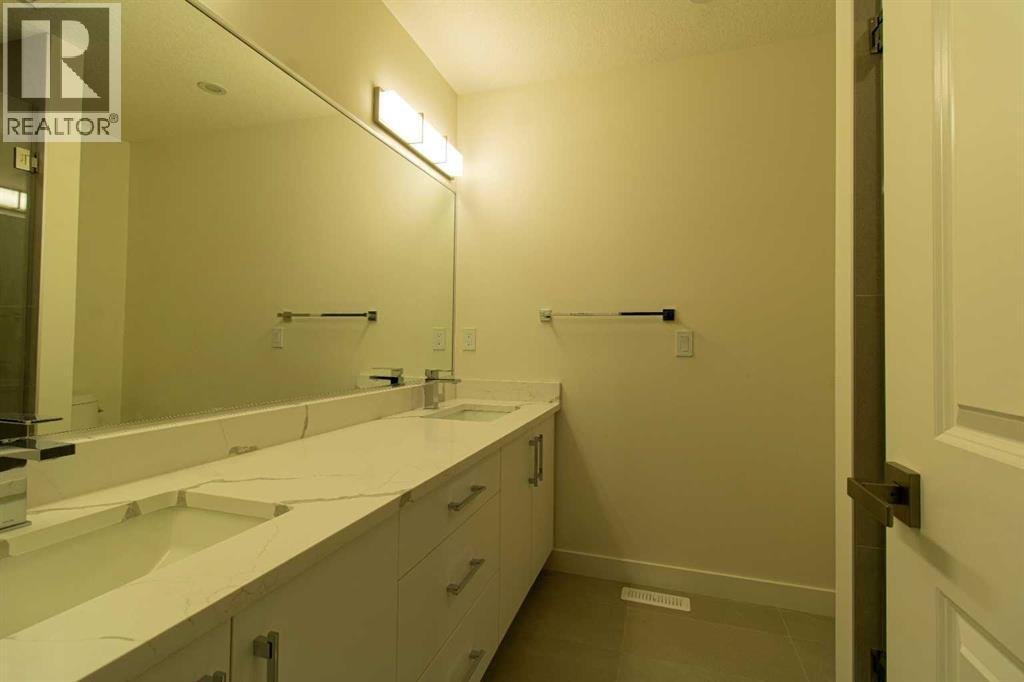 Upper, 1512 21 Avenue NW - Photo 17