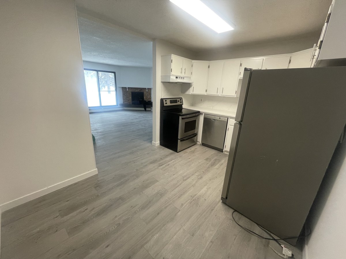 4001 C 49 Street Northwest - Photo 2