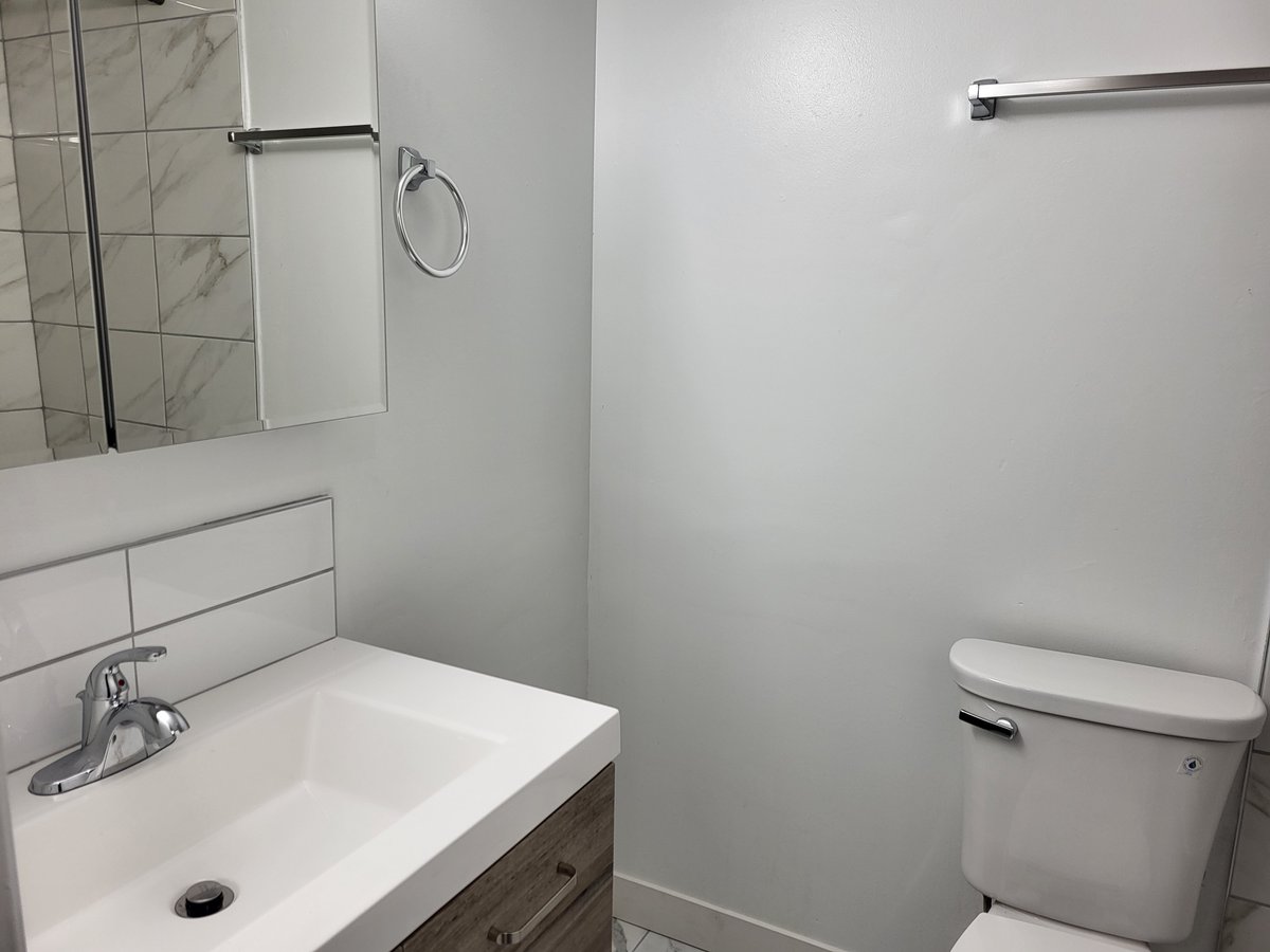 825 12 Avenue Southwest - Photo 14