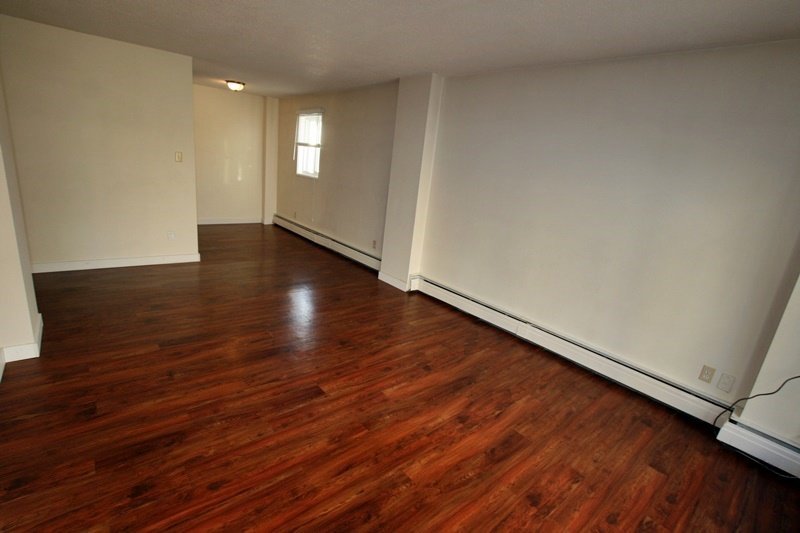 927 14 Avenue Southwest - Photo 4
