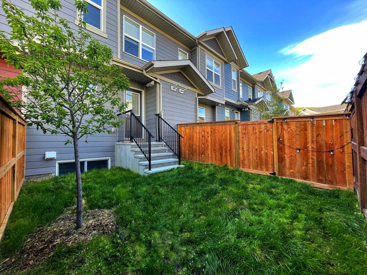 148 Cranbrook Square Southeast - Photo 16
