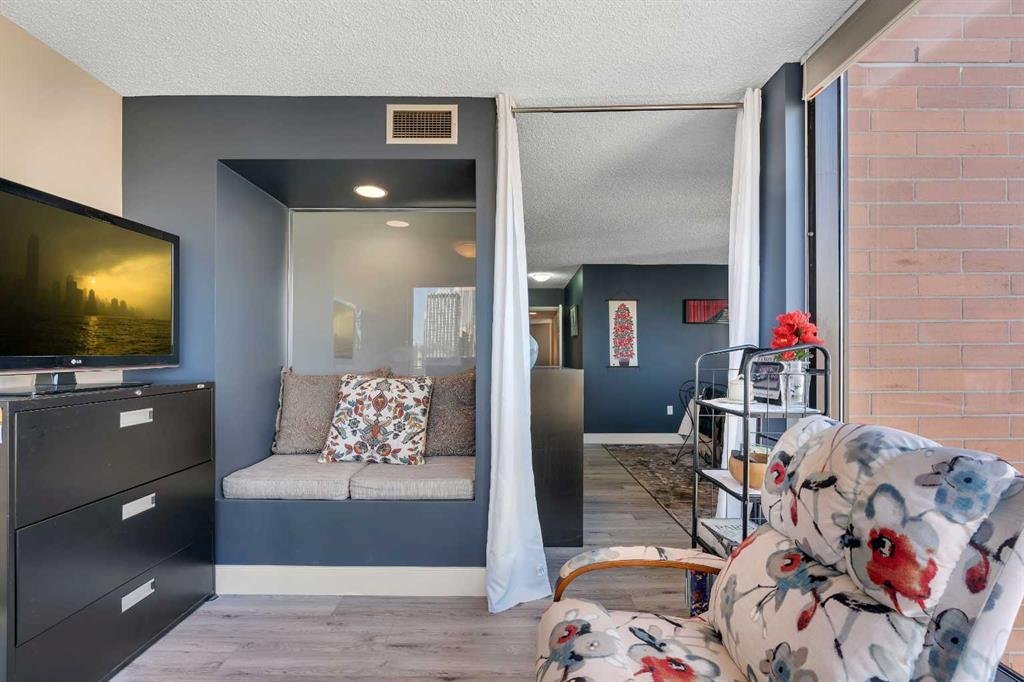 1100 8 Avenue Southwest - Photo 25