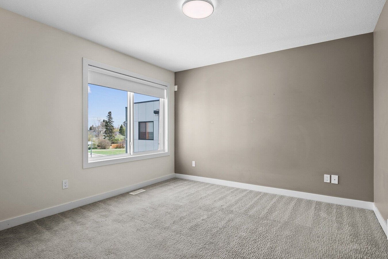 5115 4A Street Southwest - Photo 4