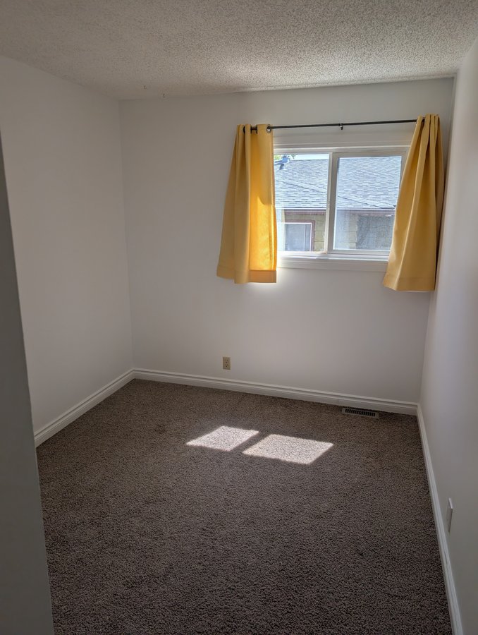 4608 75 Street Northwest - Photo 10