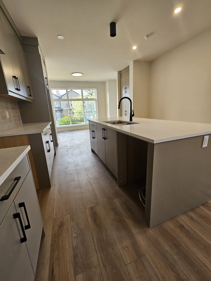 1701 31 Street Southwest - Photo 7