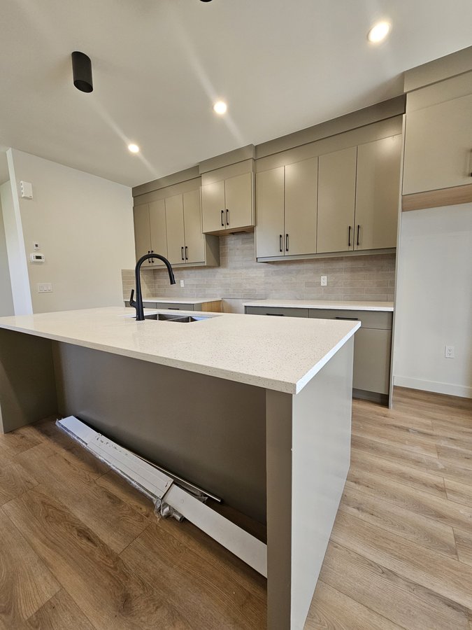 1701 31 Street Southwest - Photo 13