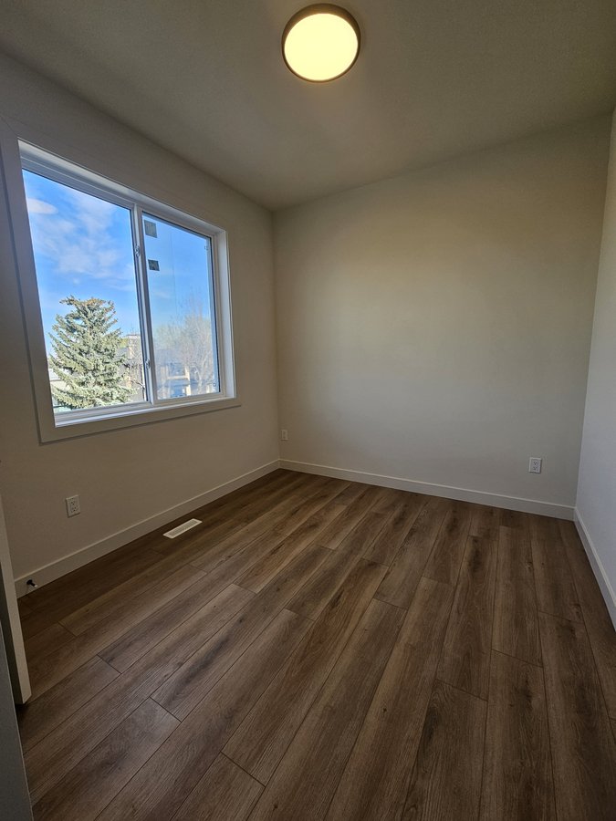 1701 31 Street Southwest - Photo 27