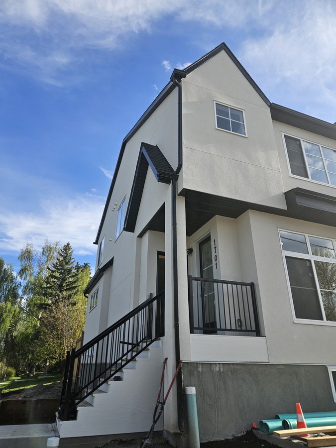1701 31 Street Southwest - Photo 5